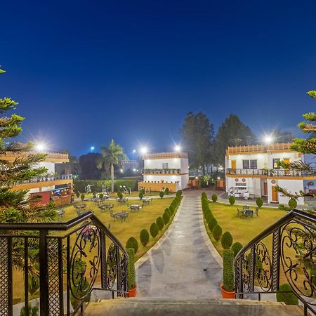 Aapno Ghar Resort & Amusement Park Gurgaon Bagian luar foto