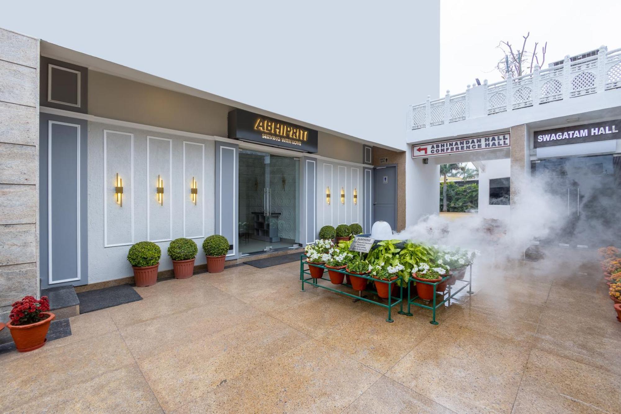 Aapno Ghar Resort & Amusement Park Gurgaon Bagian luar foto