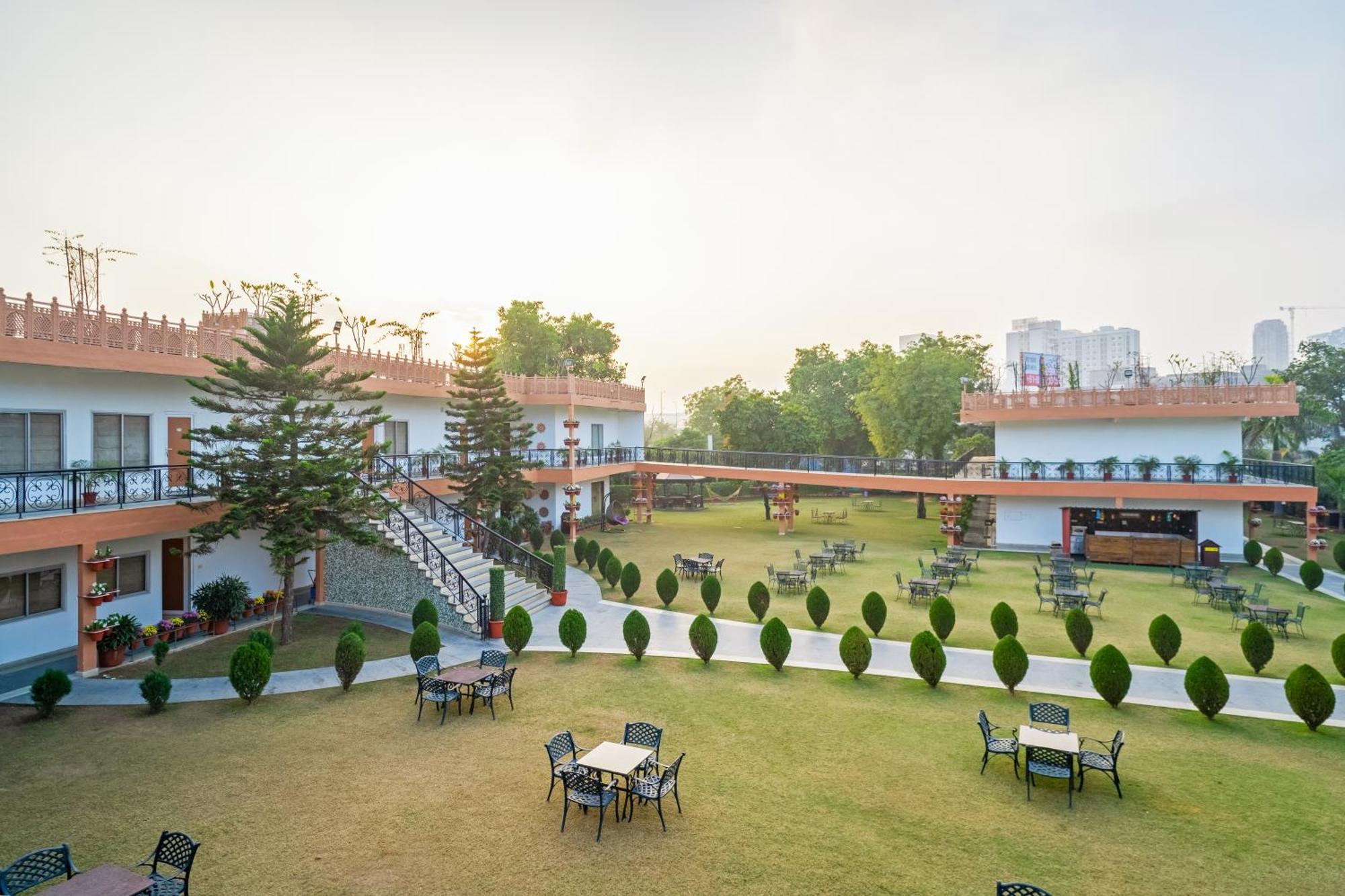 Aapno Ghar Resort & Amusement Park Gurgaon Bagian luar foto