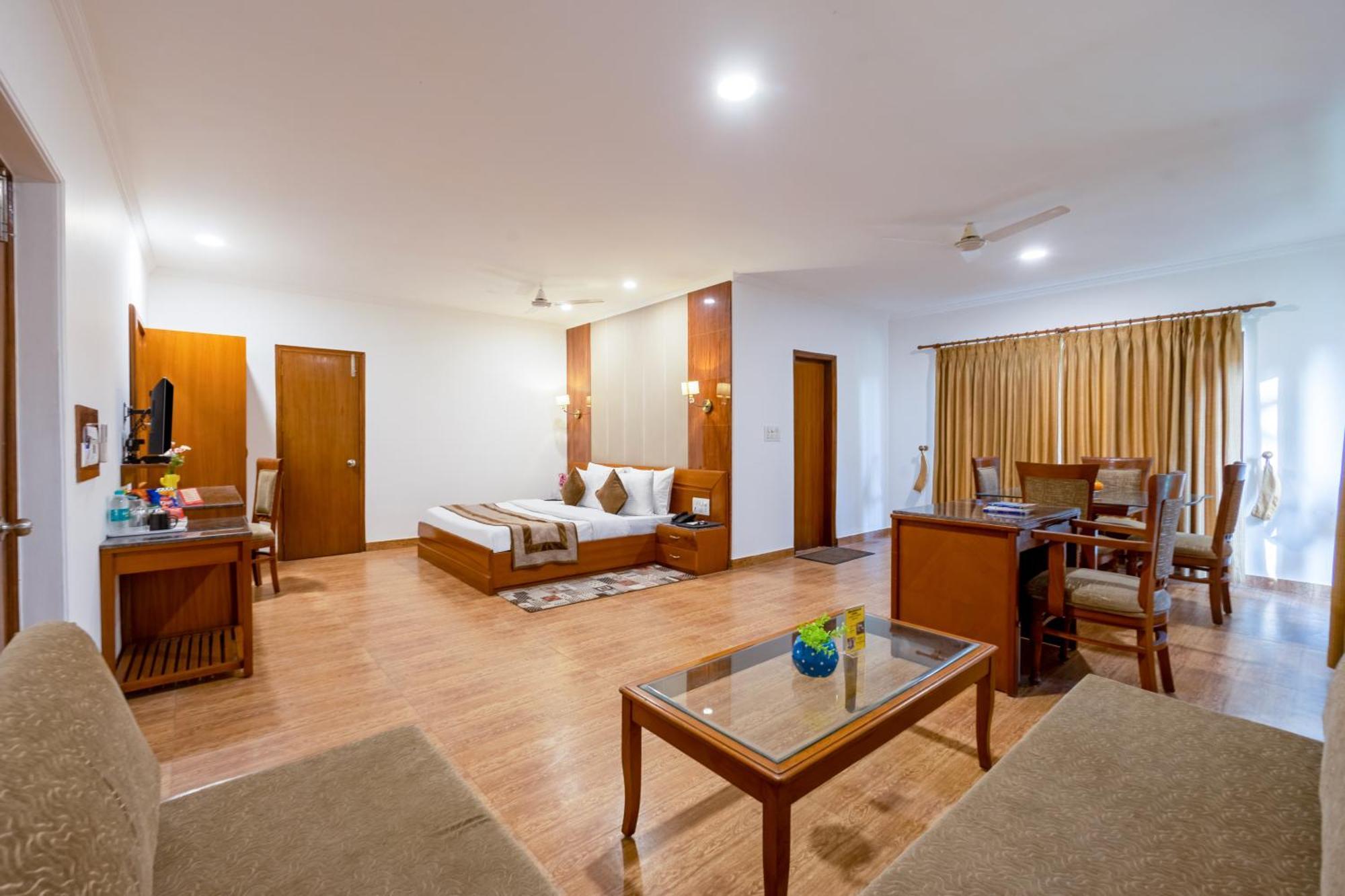 Aapno Ghar Resort & Amusement Park Gurgaon Bagian luar foto