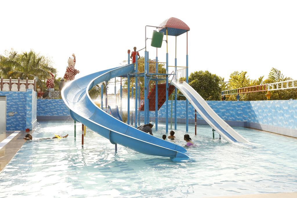 Aapno Ghar Resort & Amusement Park Gurgaon Bagian luar foto